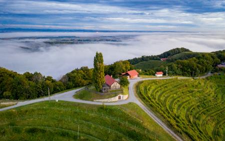 Projekt "Poti podeželskih hiš"